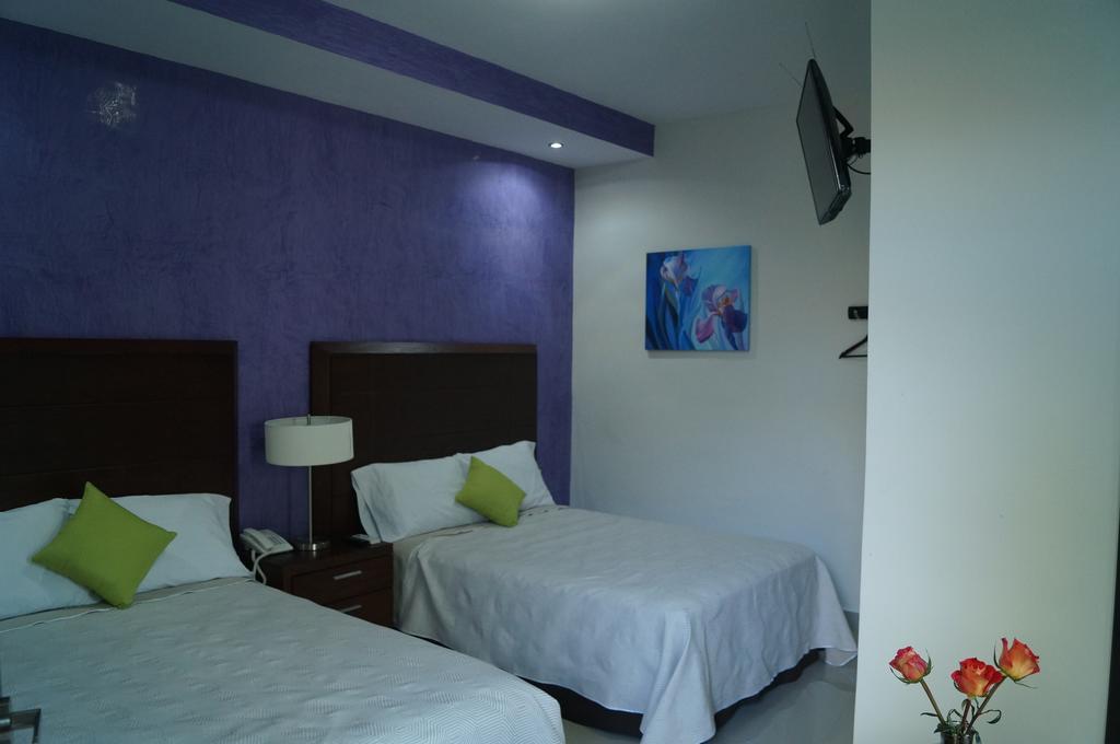 Hotel Casa Palomino Merida Exterior photo