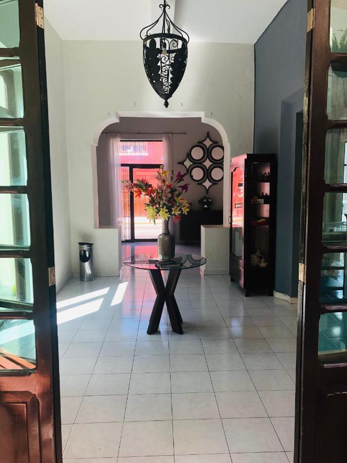 Hotel Casa Palomino Merida Exterior photo